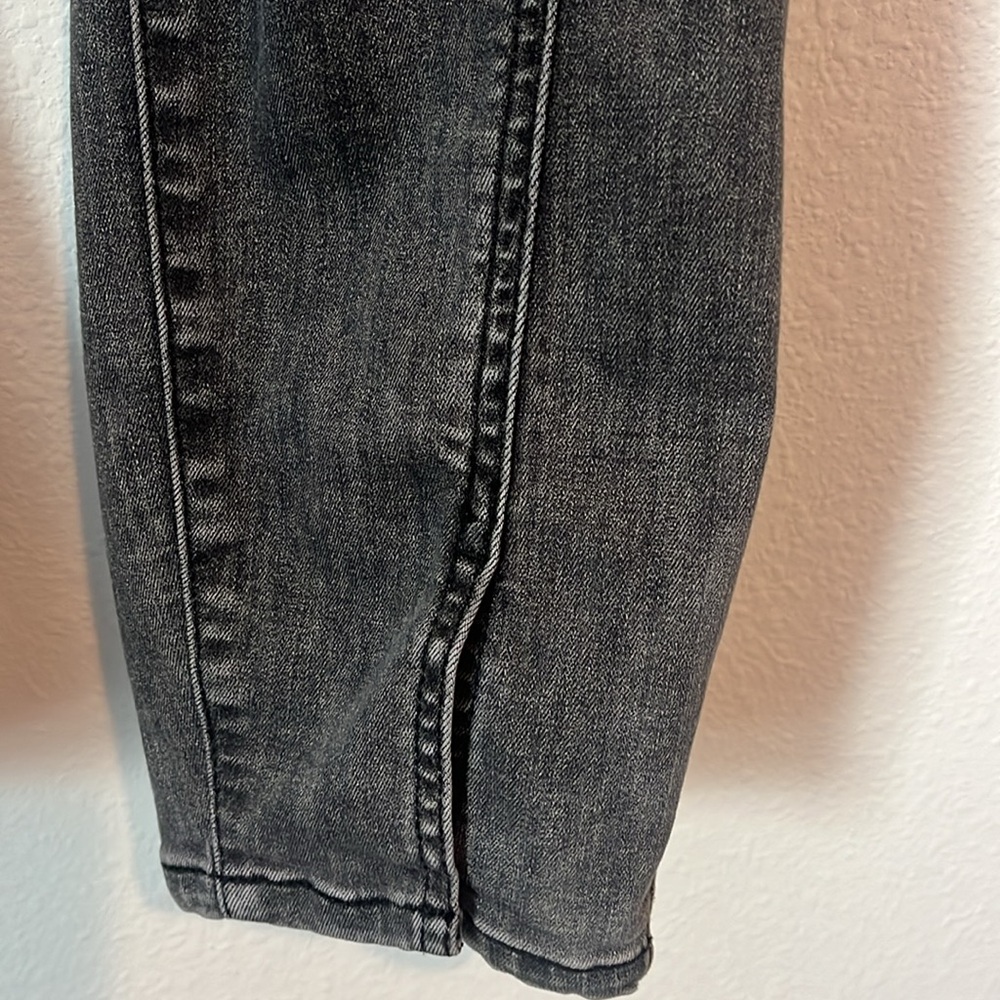 Torrid Black Center Seam Bombshell Super Soft Skinny Jeans Tall Fit - Picture 2 of 5